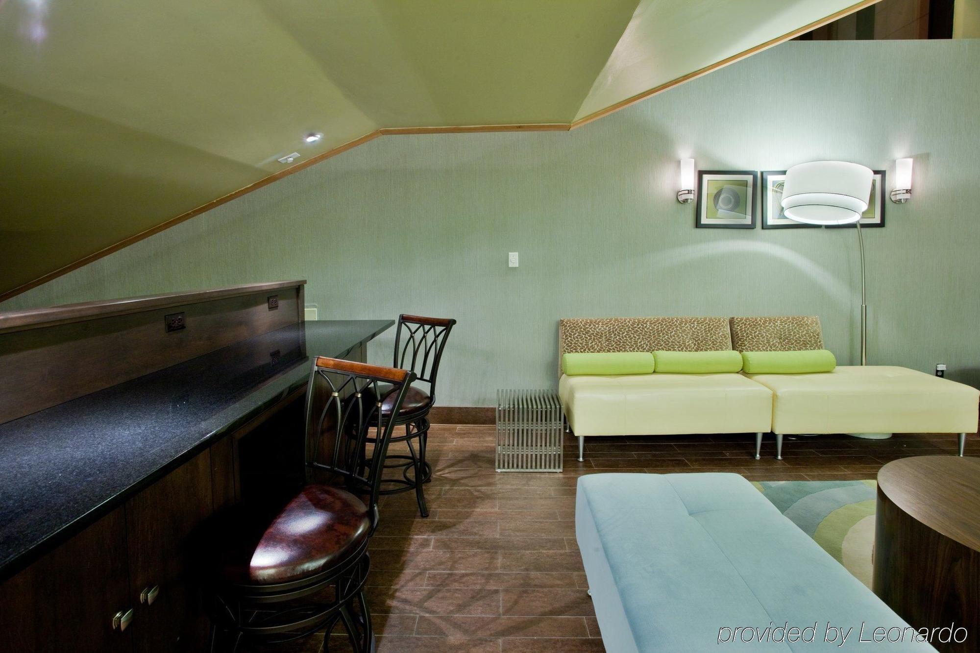 Delta Hotels By Marriott Richmond Downtown Rom bilde